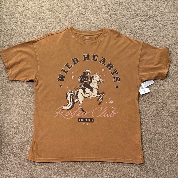 Arizona Jean Company Wild Hearts Rodeo Club Oversized T Shirt - Picture 1 of 9